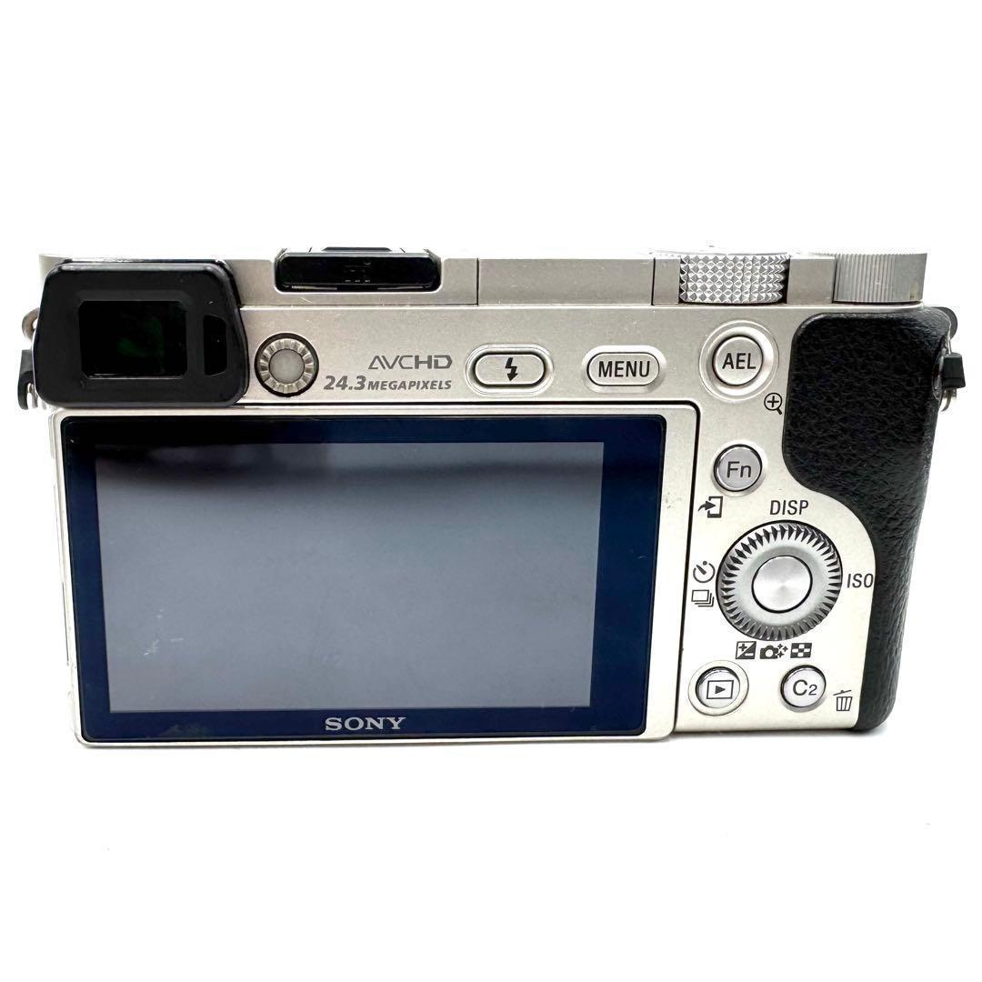 美品 Sony ソニー α6000 ダブルズームキット シルバー