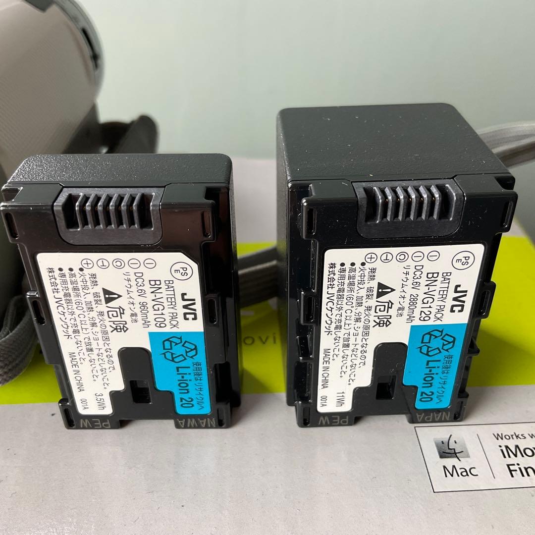 JVC GZ-E750-W ビデオカメラ 本体