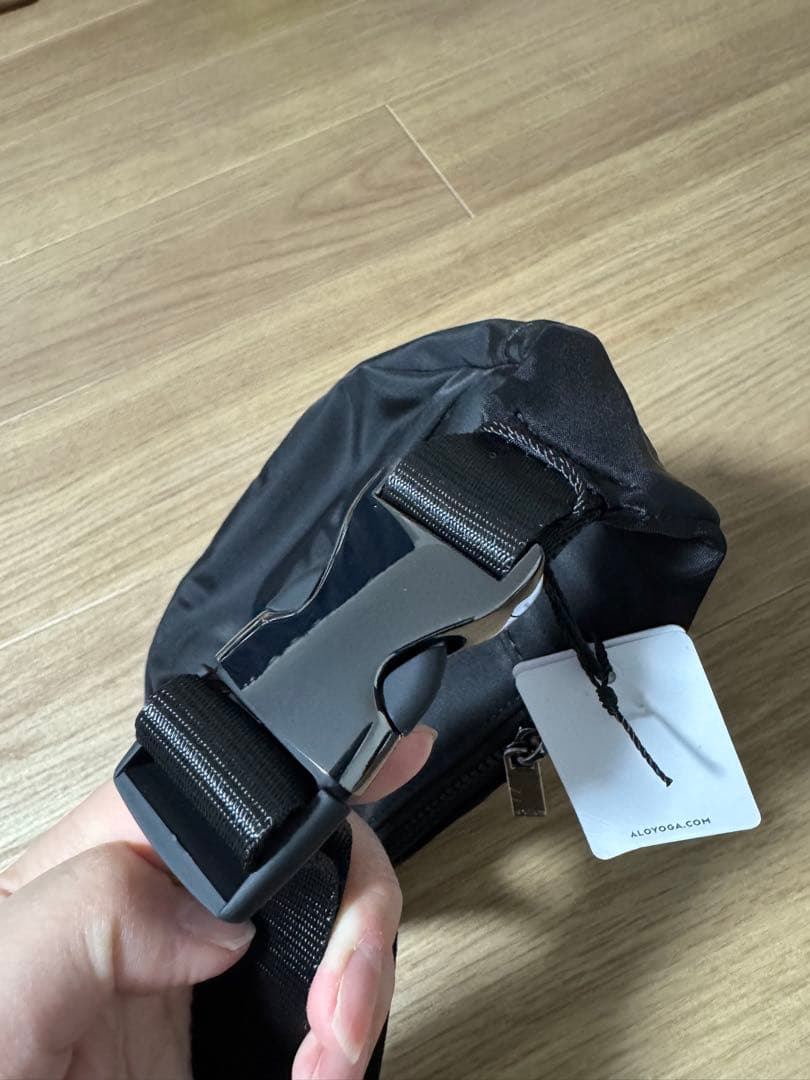 alo エクスプローラーファニーパック ブラック