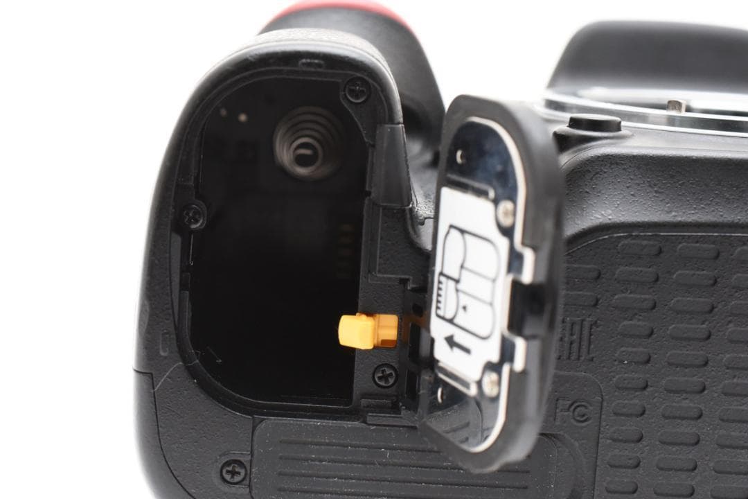 ✨神性能✨高速AF &高速連写✨NIKON D7200 ニコン✨ダブルレンズ