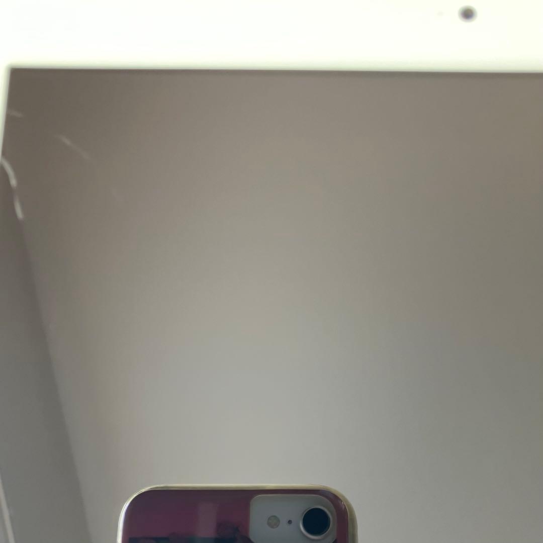 【完動品】iPad 第5世代 32GB 【すぐ発送】