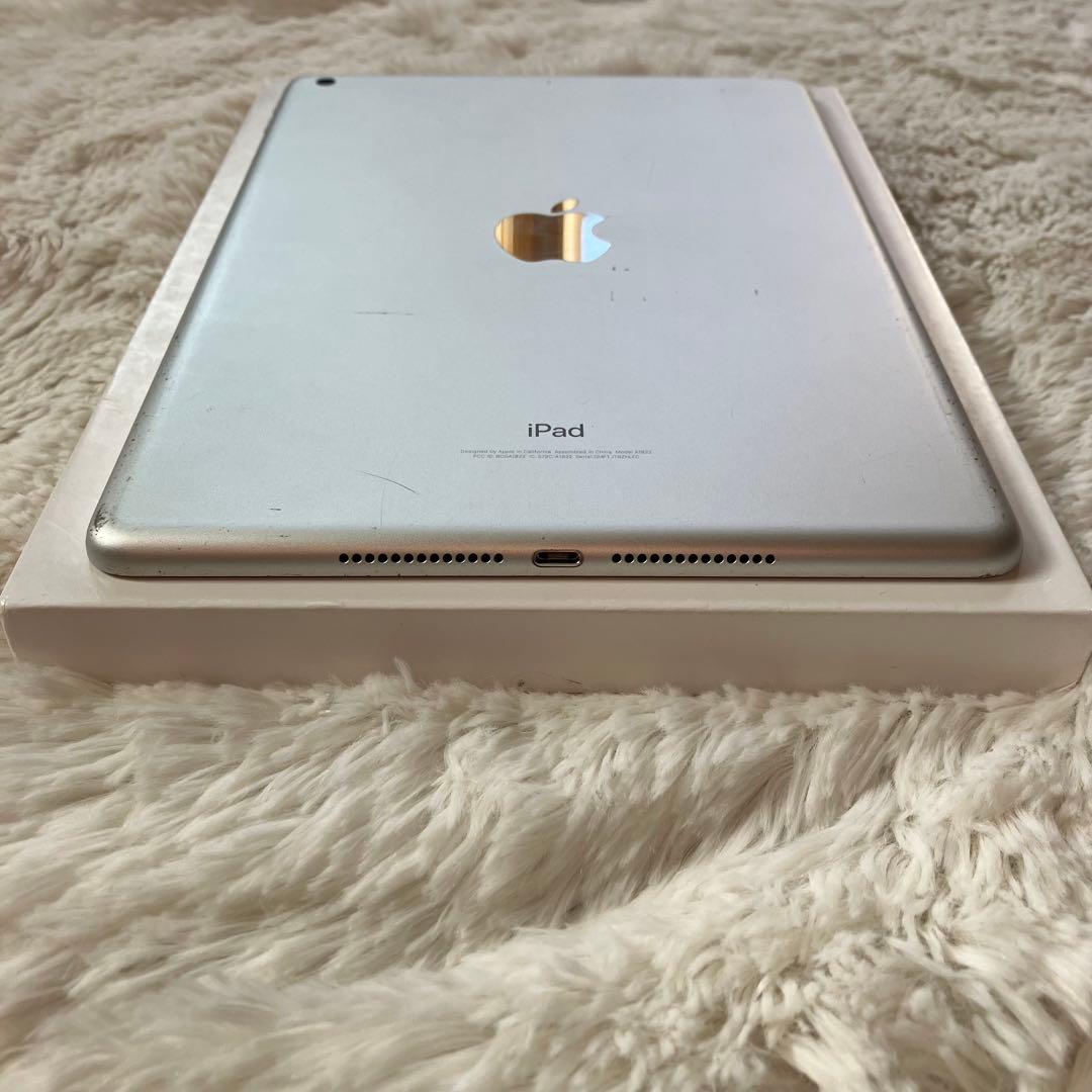【完動品】iPad 第5世代 32GB 【すぐ発送】