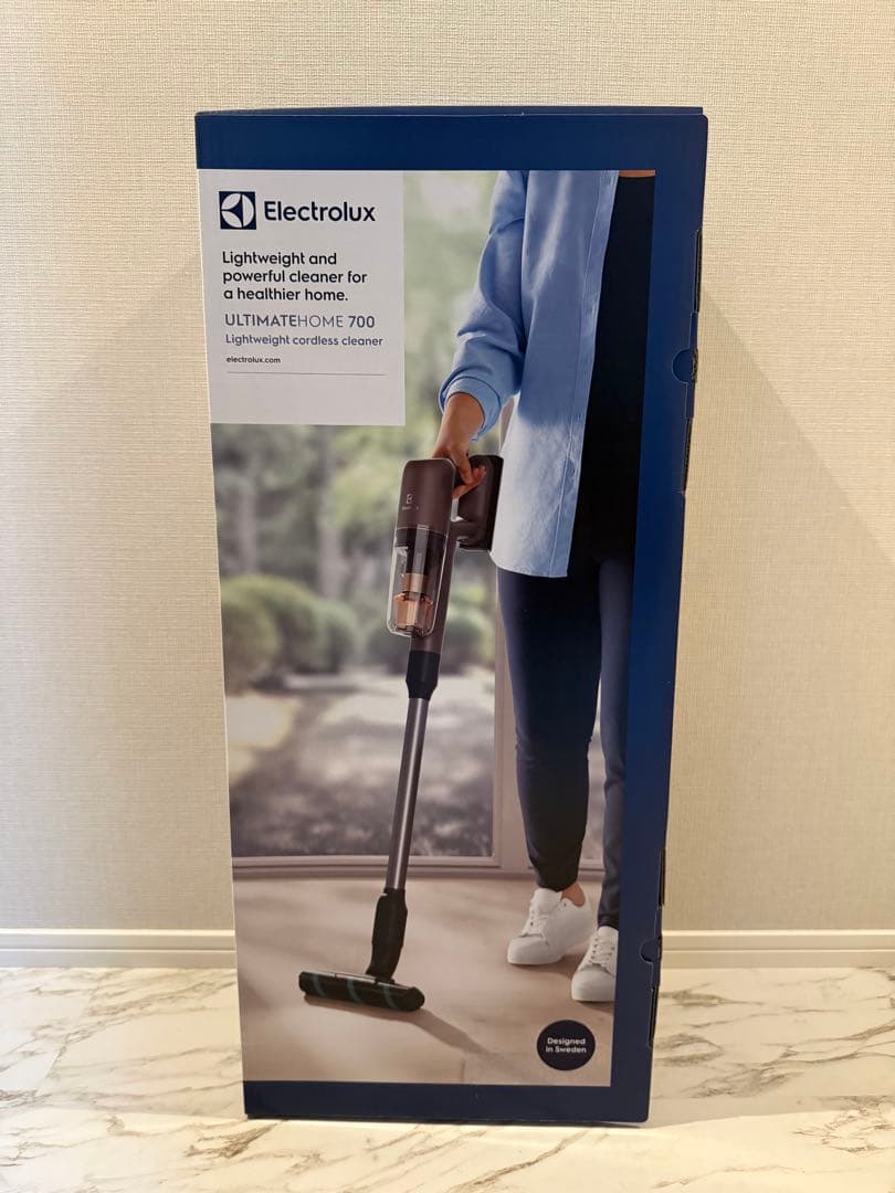 【最終•新品未開封】スティック型コードレスクリーナー　エレクトロラックス　掃除機