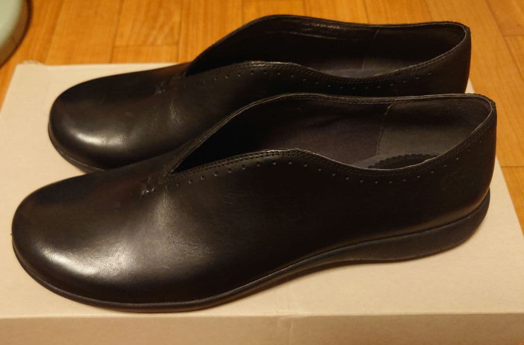 CAMPER 黒 レザー ローファー