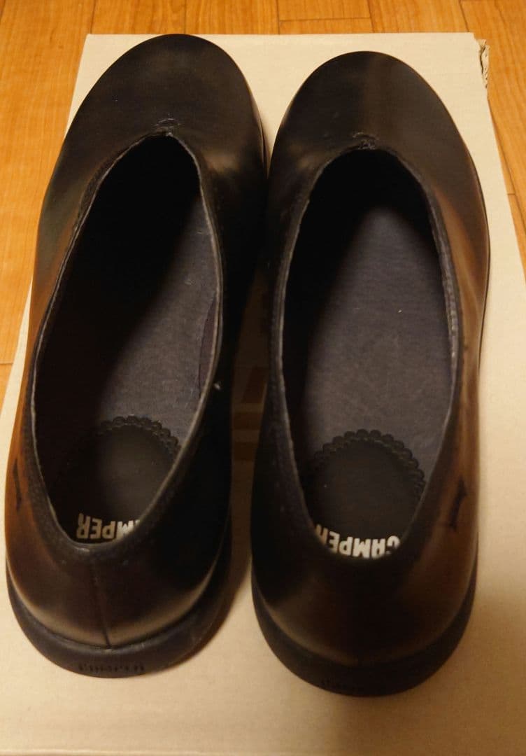 CAMPER 黒 レザー ローファー