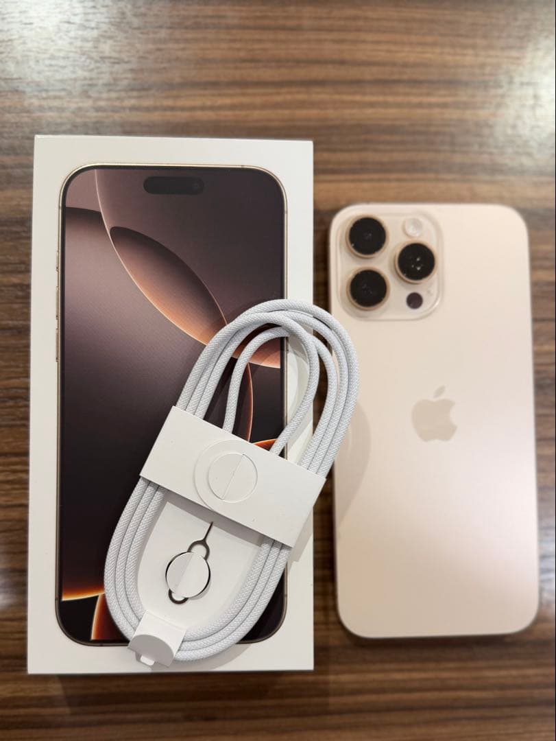 Apple iPhone 16Pro MAX ゴールド 本体 充電ケーブル付