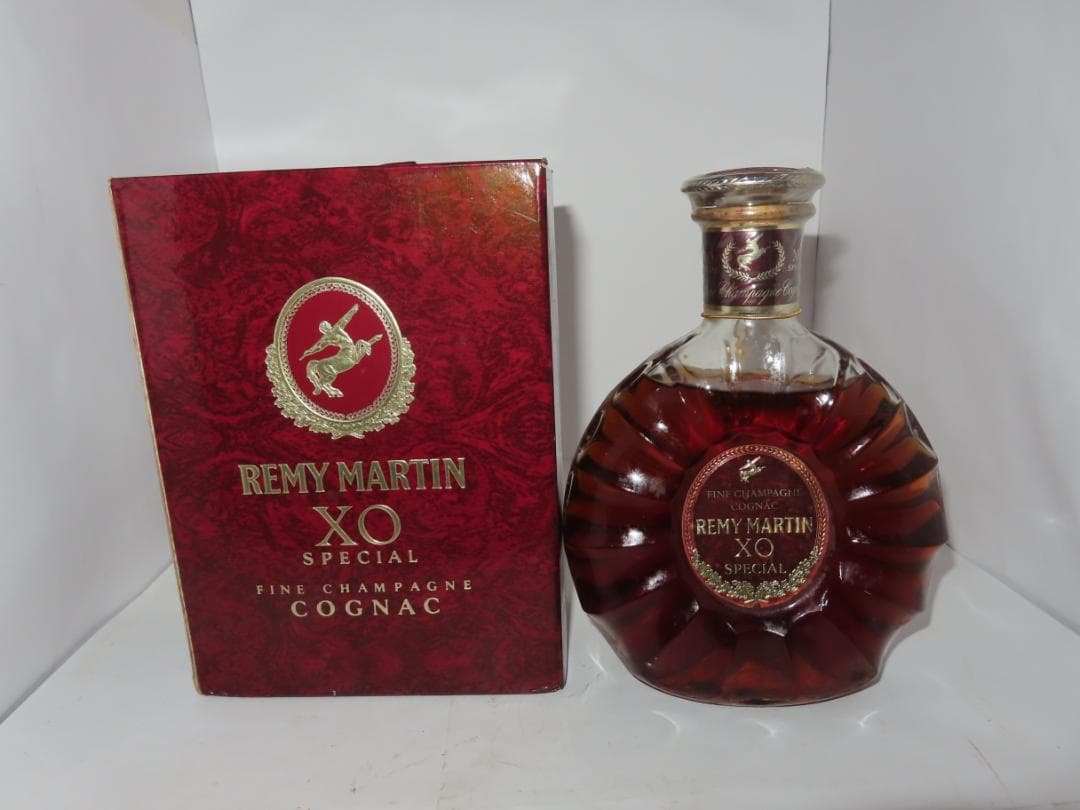 REMY MARTIN（レミーマルタン）XO 40％ 700ml 未開栓