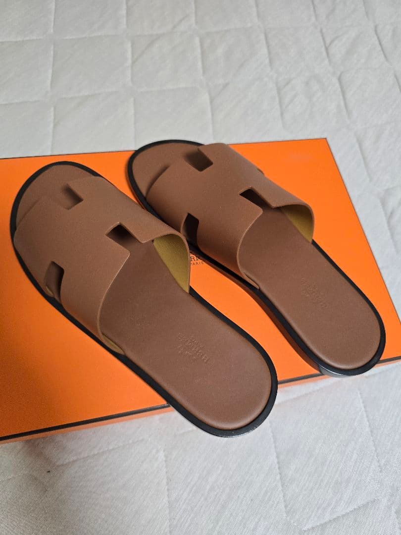 未使用　エルメス イズミール サンダル ゴールド 41.5