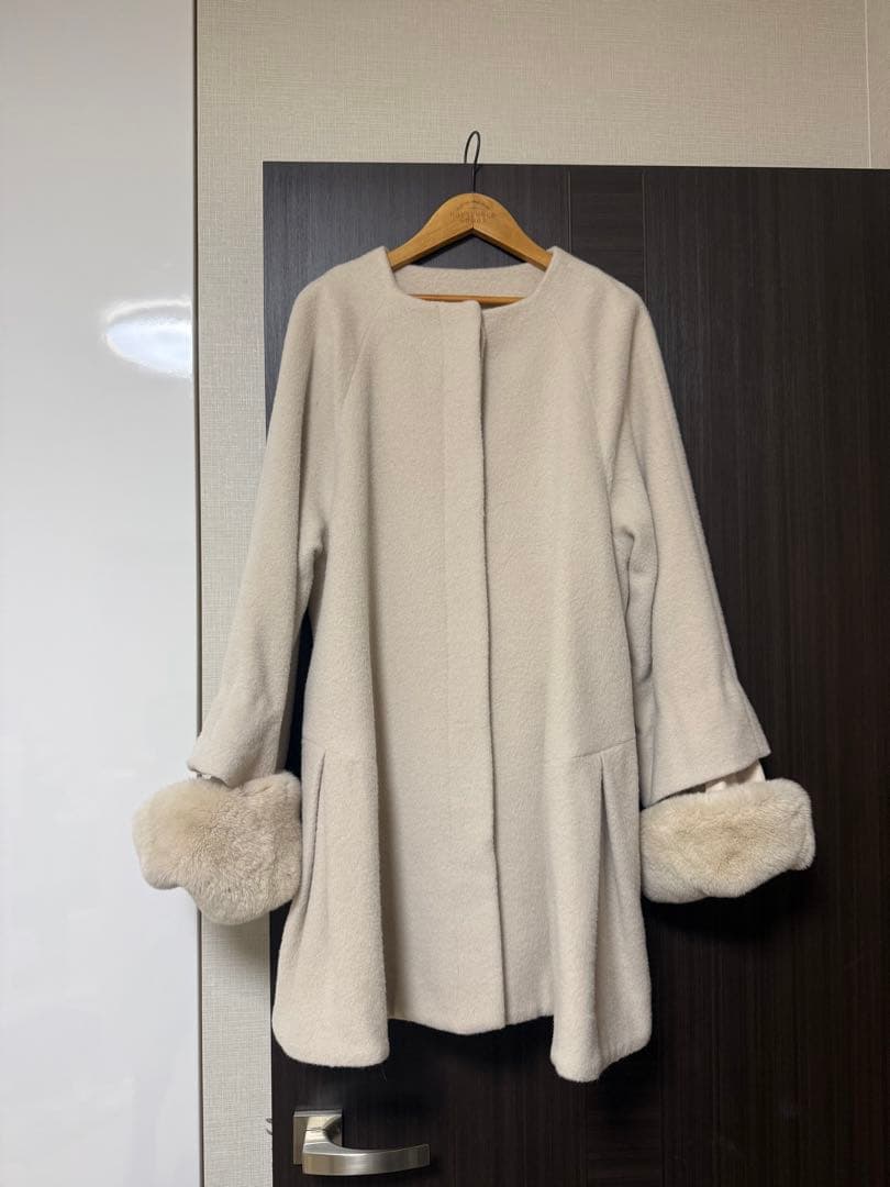 snidel アイボリー ノーカラーコートラビット ファー付き