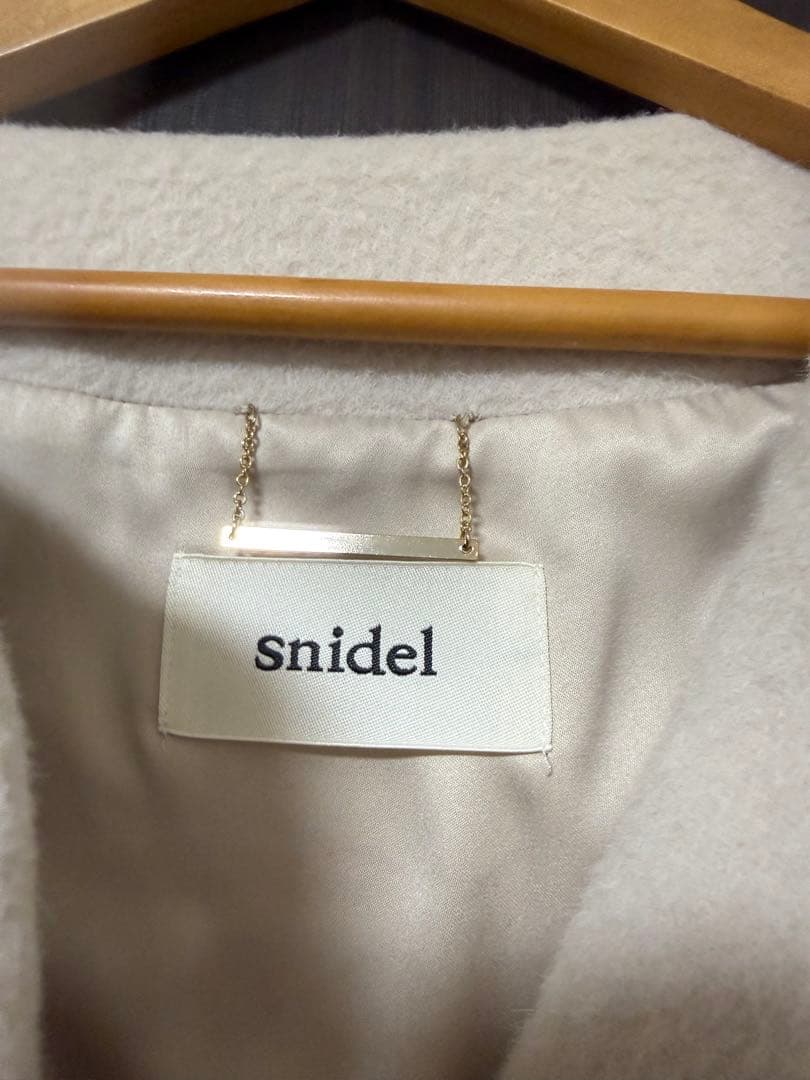 snidel アイボリー ノーカラーコートラビット ファー付き