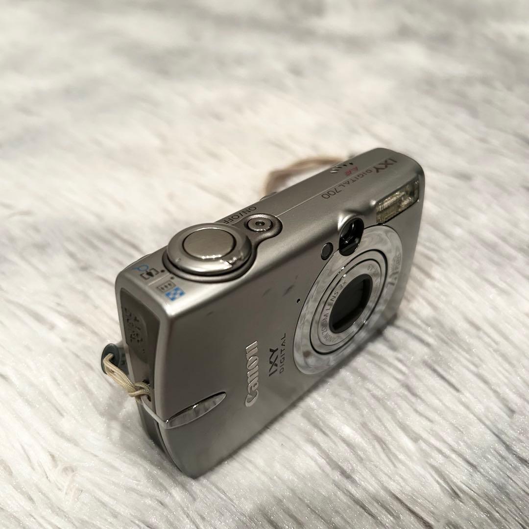 Canon IXY Digital 700 コンパクトデジタルカメラ
