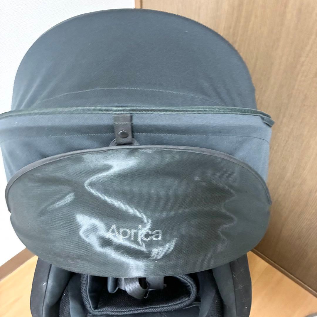 【美品】Aprica フラディア グロウ ISOFIX 2022357 黒 ①
