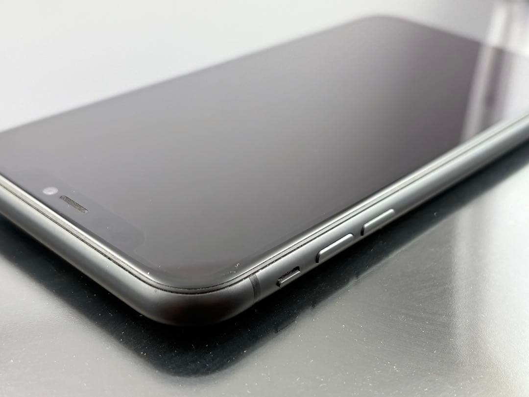 iPhone11 アイフォン 64GB ブラック SIM解除