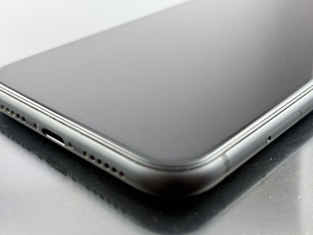 iPhone11 アイフォン 64GB ブラック SIM解除