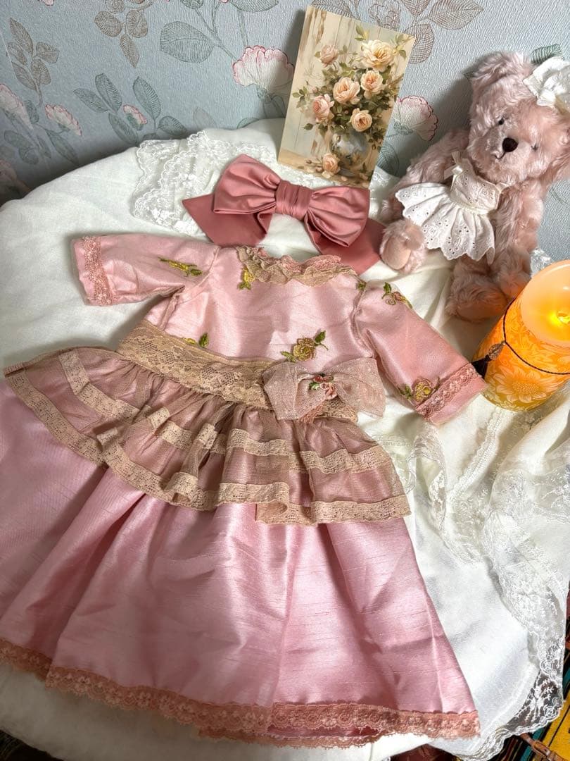 アンティークビスドール ドレスと、ボネ　2画面