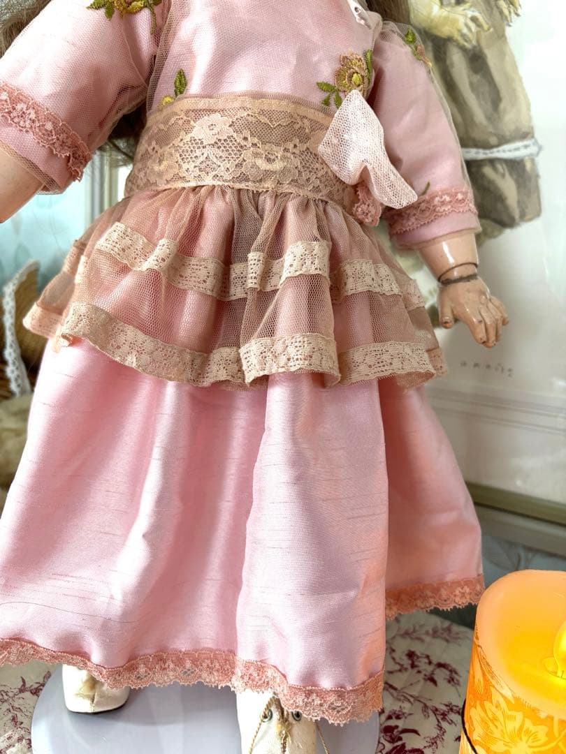 アンティークビスドール ドレスと、ボネ　2画面