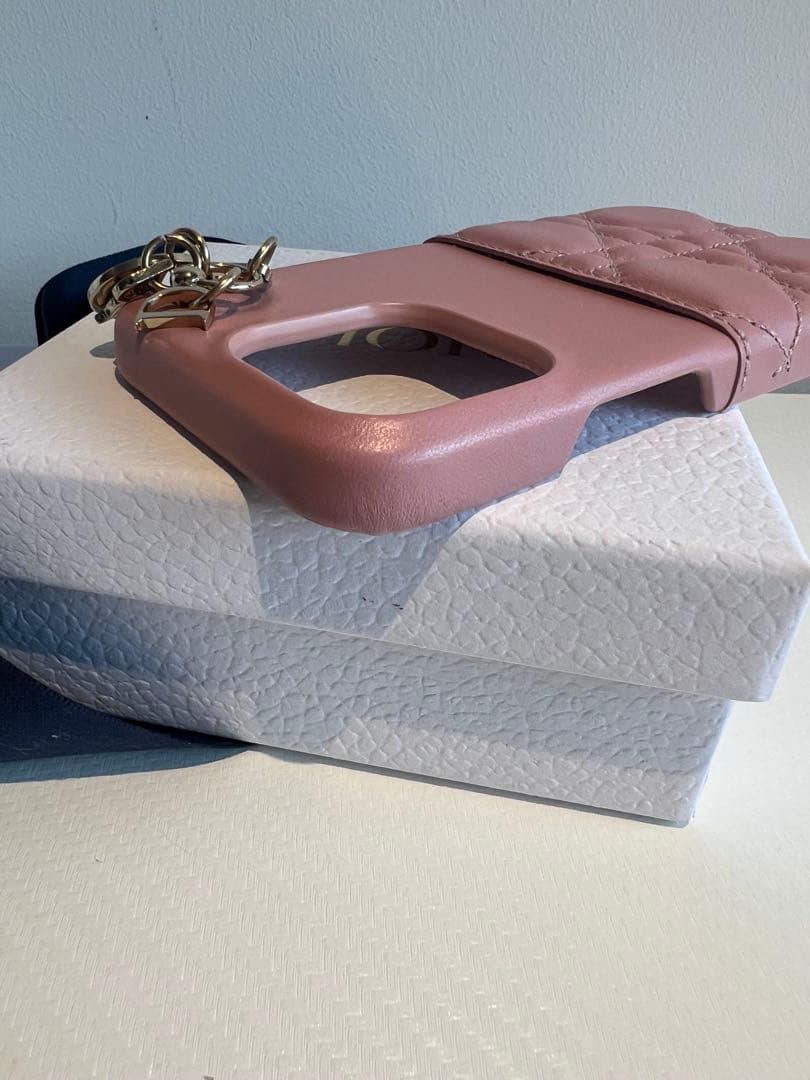 【正規品・極美品】Dior iPhone 13 Pro ケース（ピンク）本体