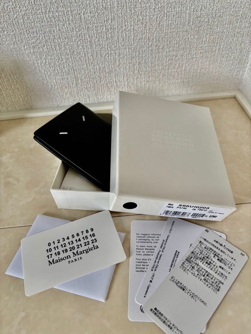 【新品未使用】Maison Margiela ブラック名刺入れ