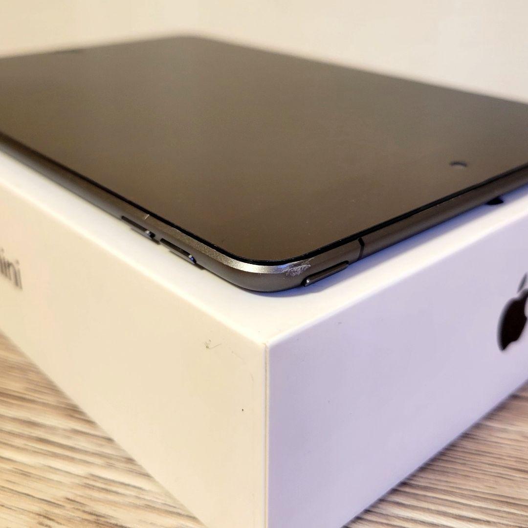 Apple iPad mini5 Cellularモデル スペースグレー