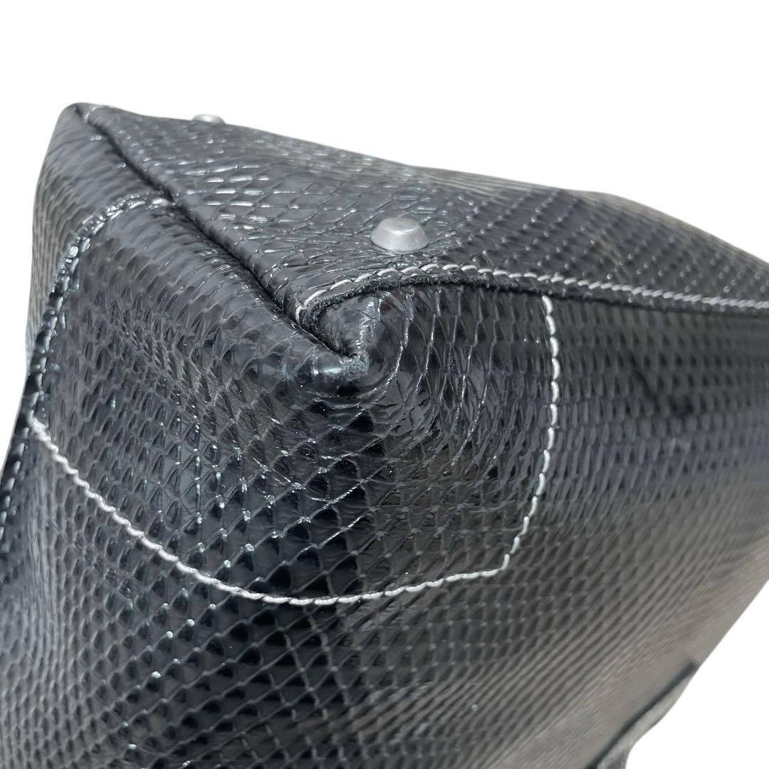 Vivienne Westwood エナメル 型押し　オーブ付き　ハンドバッグ