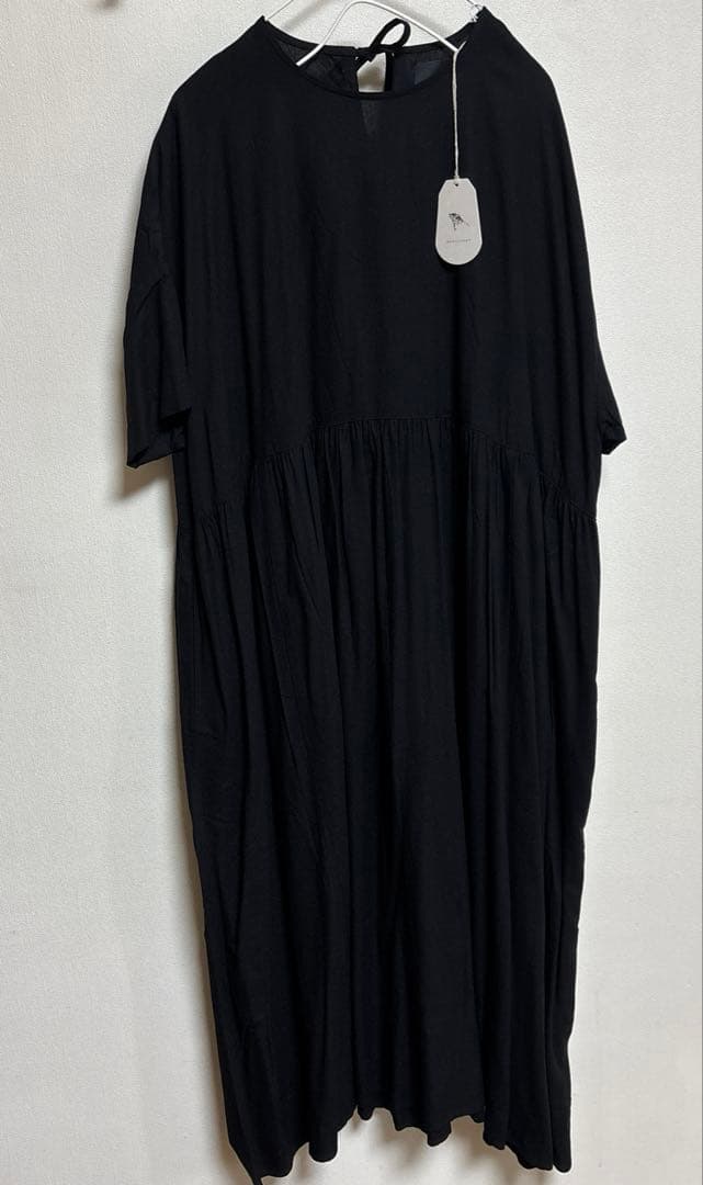 新品 フクロウと三拍子のブーケ 5分袖ワンピース