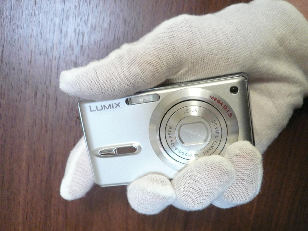 LUMIX★DMC-FX9⭐️極美品⭕️箱入完品⭕️安心の実働品★シルバー