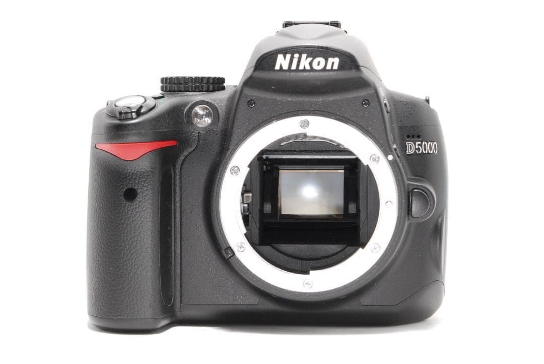 【安心のレンズフード付き】Nikon D5000　スマホ転送　動画・自撮りOK