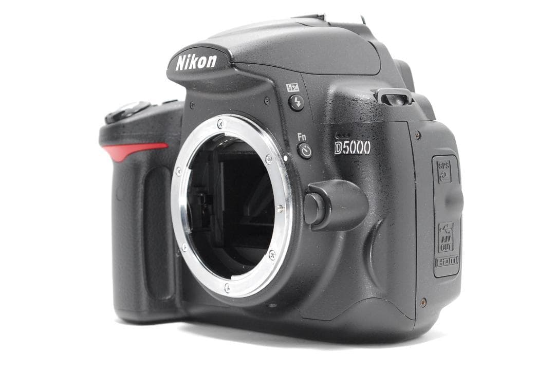【安心のレンズフード付き】Nikon D5000　スマホ転送　動画・自撮りOK