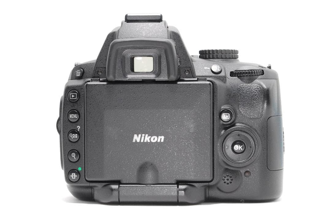 【安心のレンズフード付き】Nikon D5000　スマホ転送　動画・自撮りOK