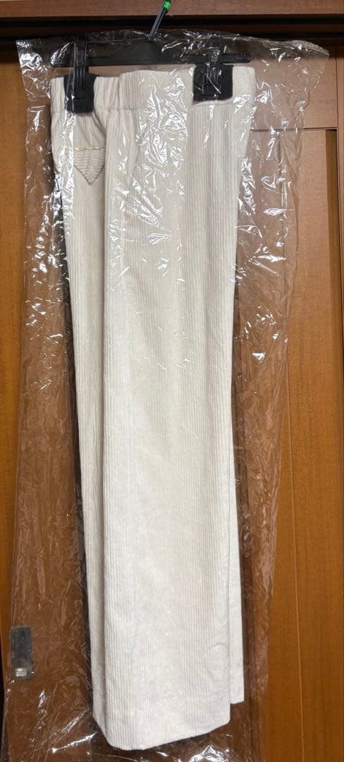 新品タグ付きyori チャンキーコーデュロイパンツホワイト38