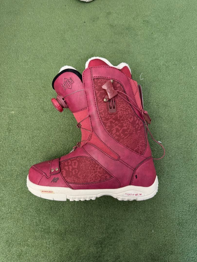 k2 レッド ファー付き スノーボードブーツ 女性用
