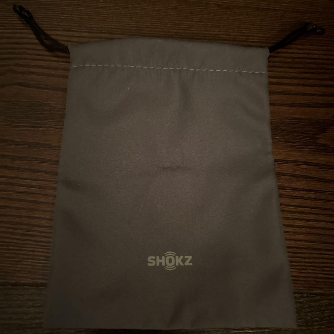 美品　Shokz OPENRUN 骨伝導イヤホン