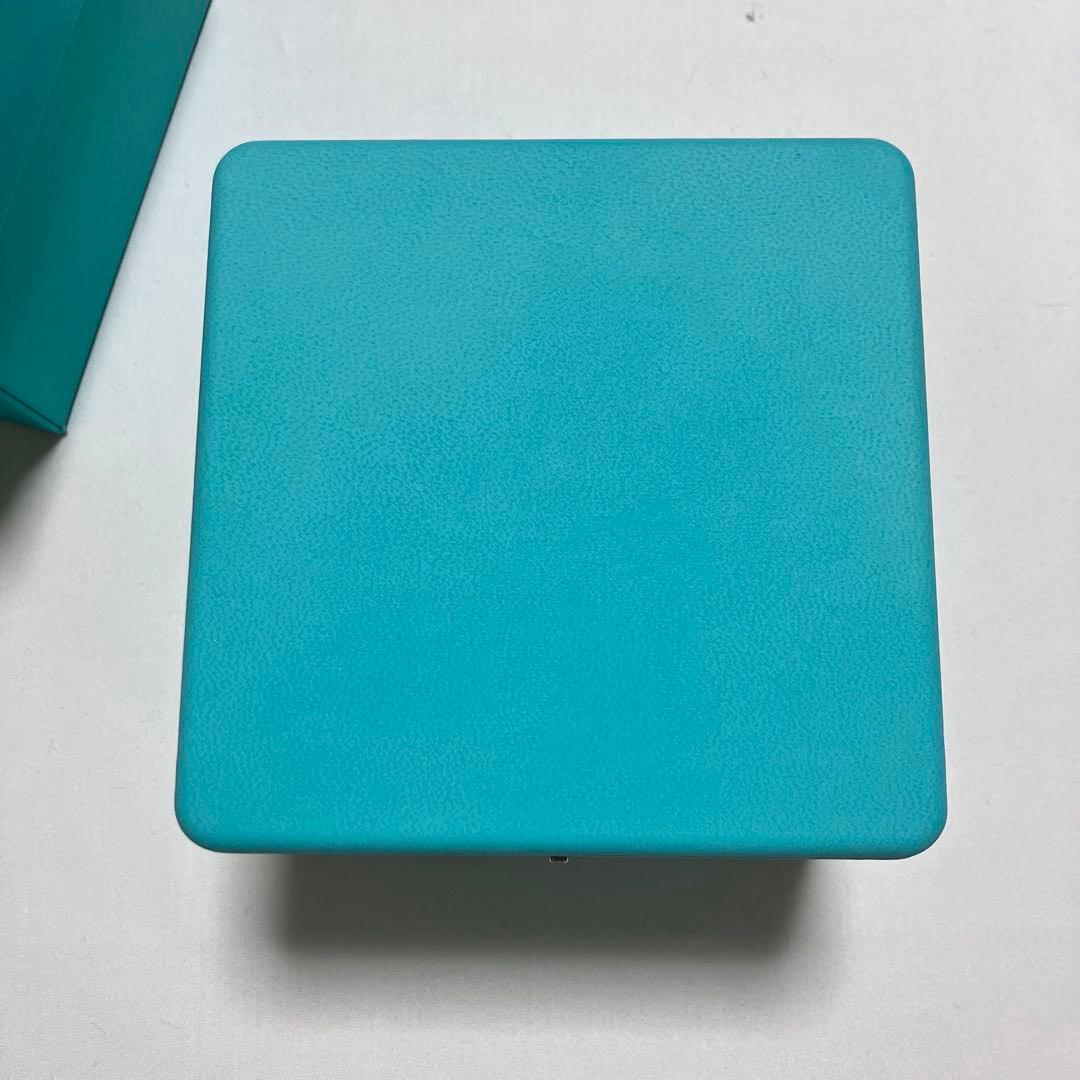 美品　ティファニー　バングルケース　空箱　ブレスレット　時計ケース　現行品