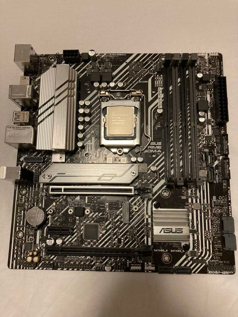 Intel i5-11400F ASUS B560 マザーボード　CPUファン