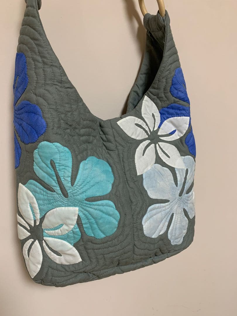 ⭐︎ハワイアンキルト・スリングバッグ⭐︎完成品