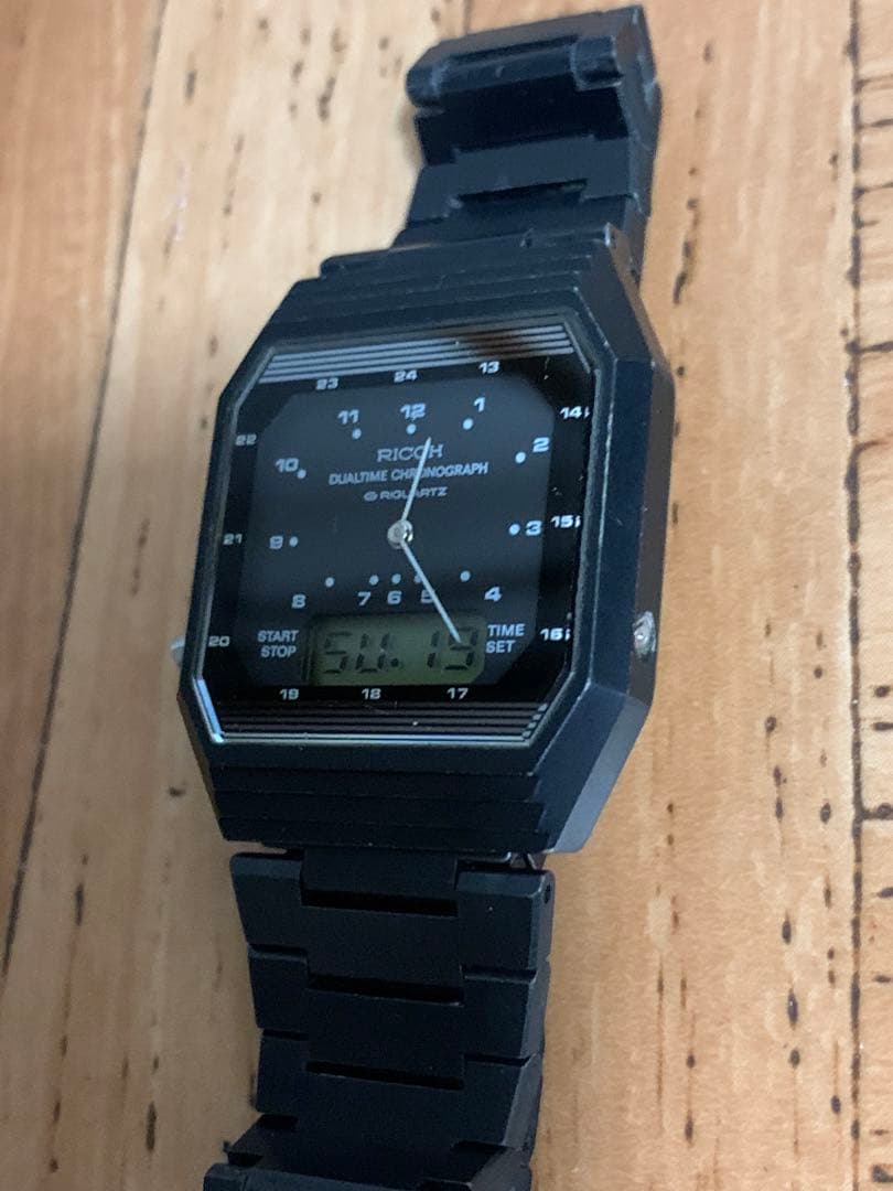 RICOHリコDUALTIME CHRONOGRAPH RIQUARTZデジアナ