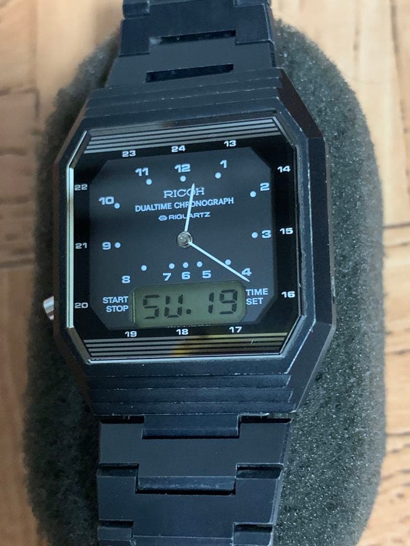 RICOHリコDUALTIME CHRONOGRAPH RIQUARTZデジアナ