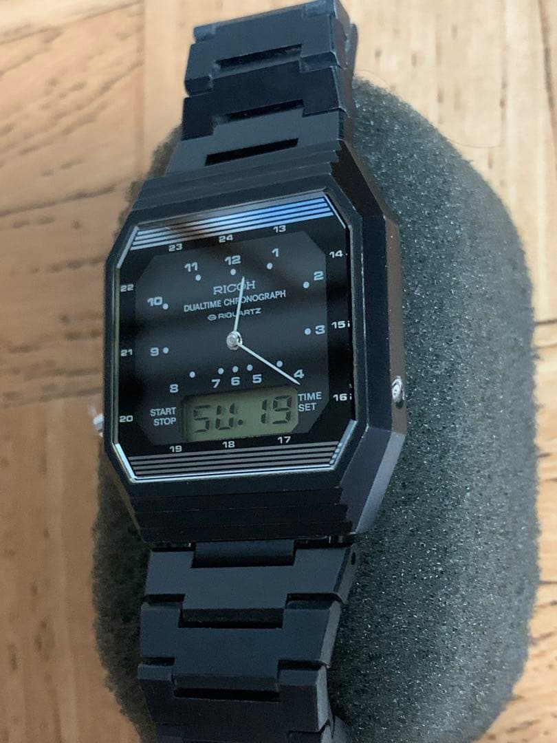 RICOHリコDUALTIME CHRONOGRAPH RIQUARTZデジアナ
