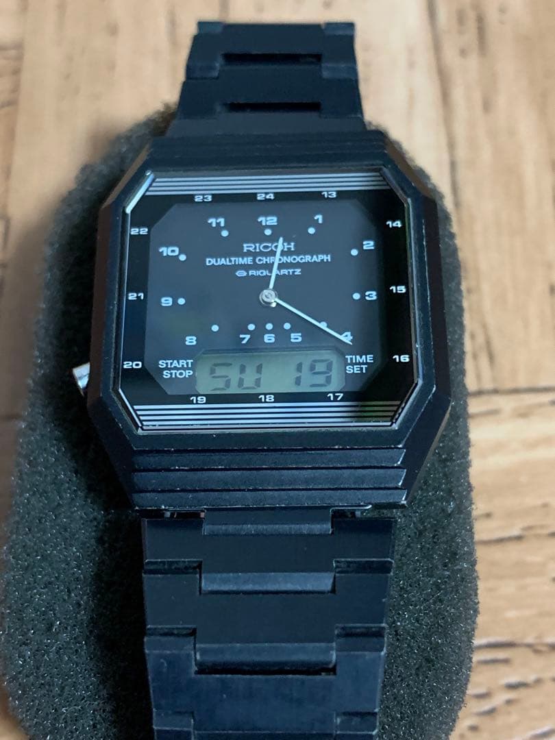 RICOHリコDUALTIME CHRONOGRAPH RIQUARTZデジアナ