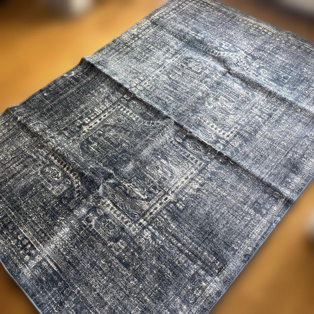 ウニコ　unico ラグ 140x200cm NEVEL