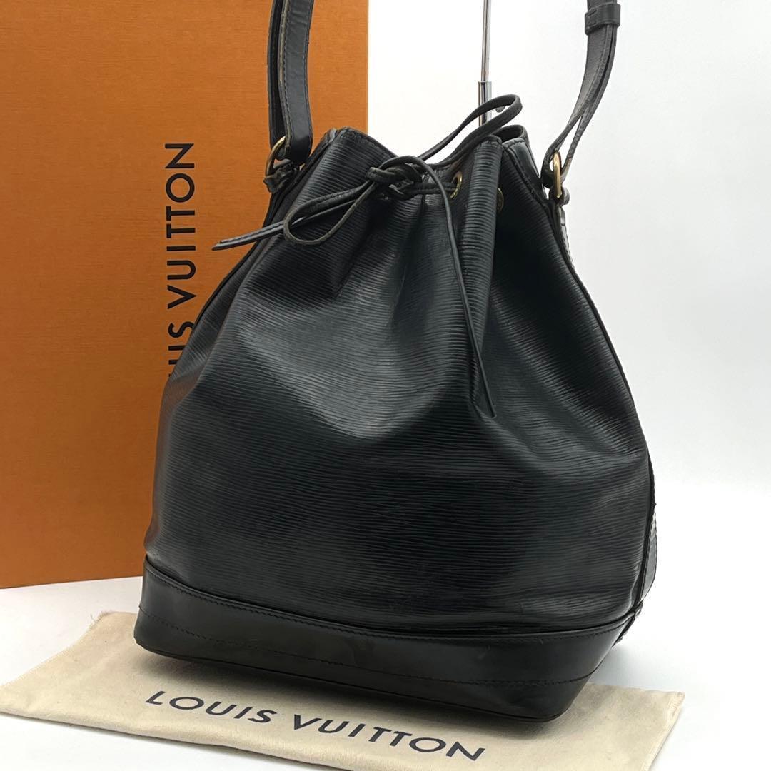 ルイヴィトン エピ ノエ ブラック　ハンドバッグ　レザー　黒　巾着バッグ