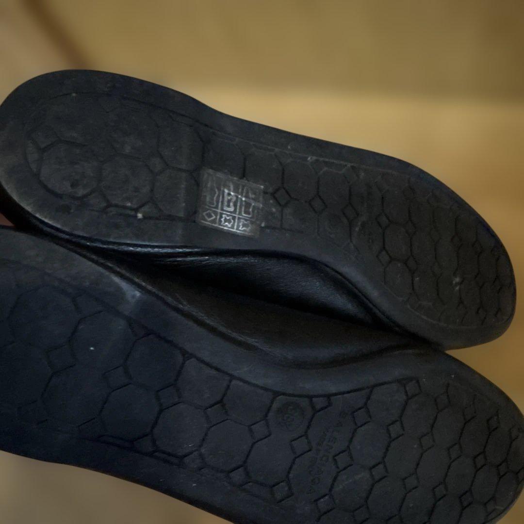 BALENCIAGA スタッズ付きバレエシューズ ブラック