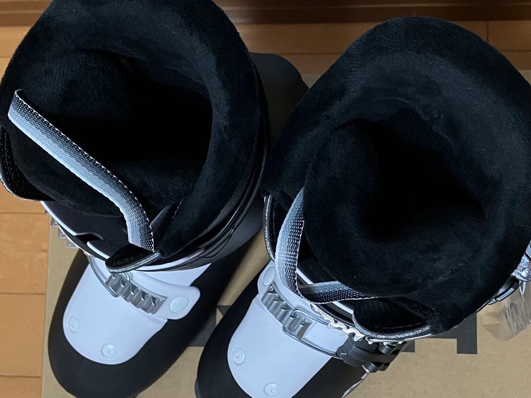 【新品】HEAD J3 Junior Boot BK/WH 23.0/23.5