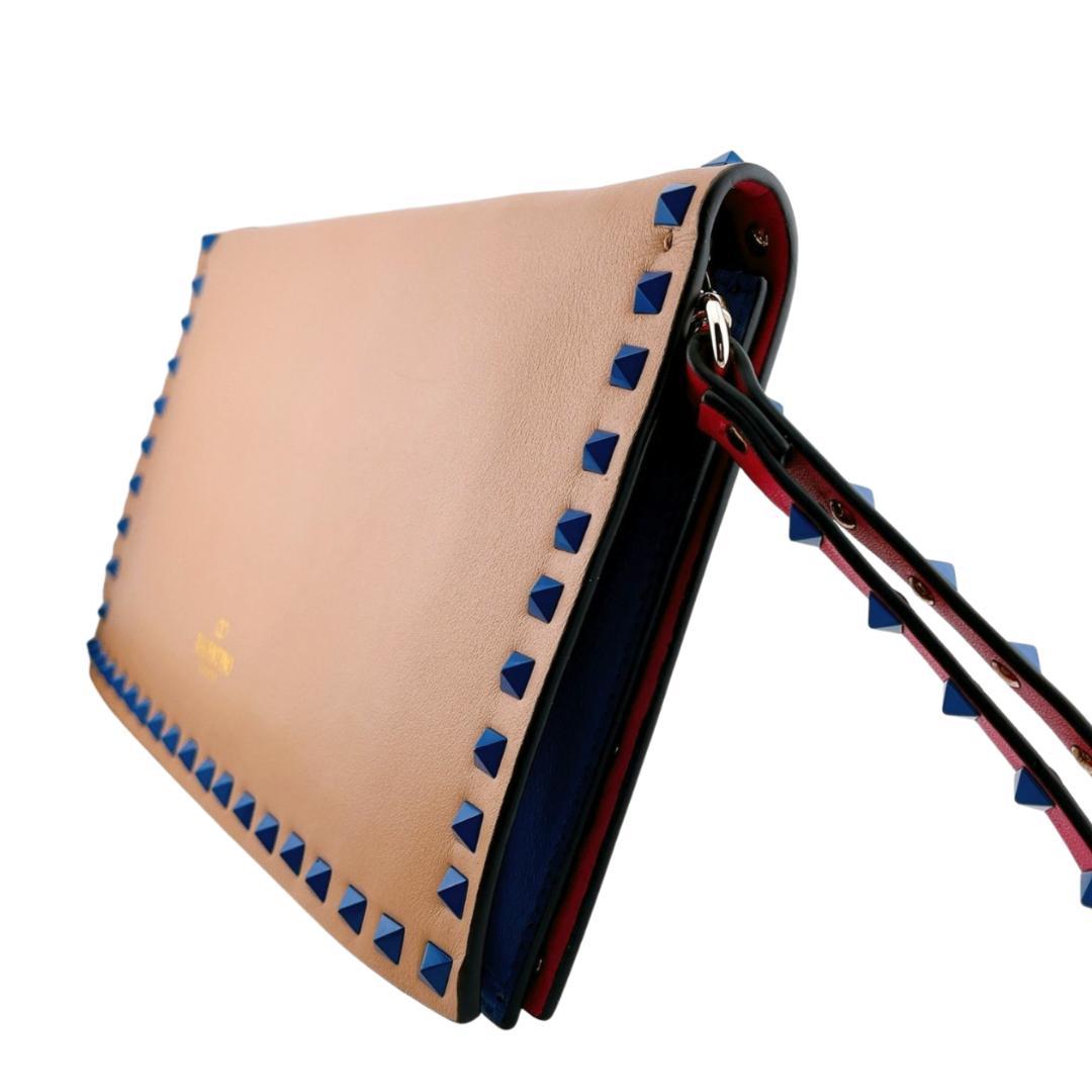 ヴァレンティノガラヴァーニ クラッチバッグ ブルー ロックスタッズ マルチカラー