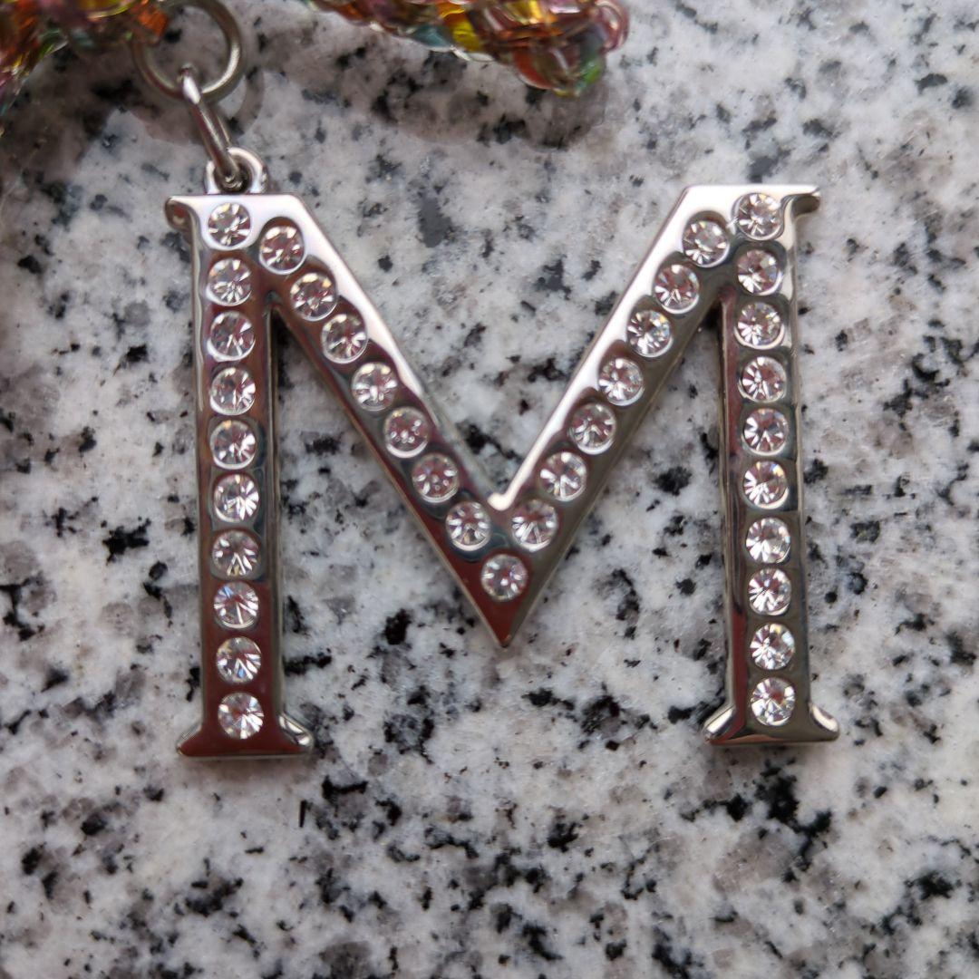 新品未使用　ANTEPRIMA Mイニシャルチャーム ストーン付き