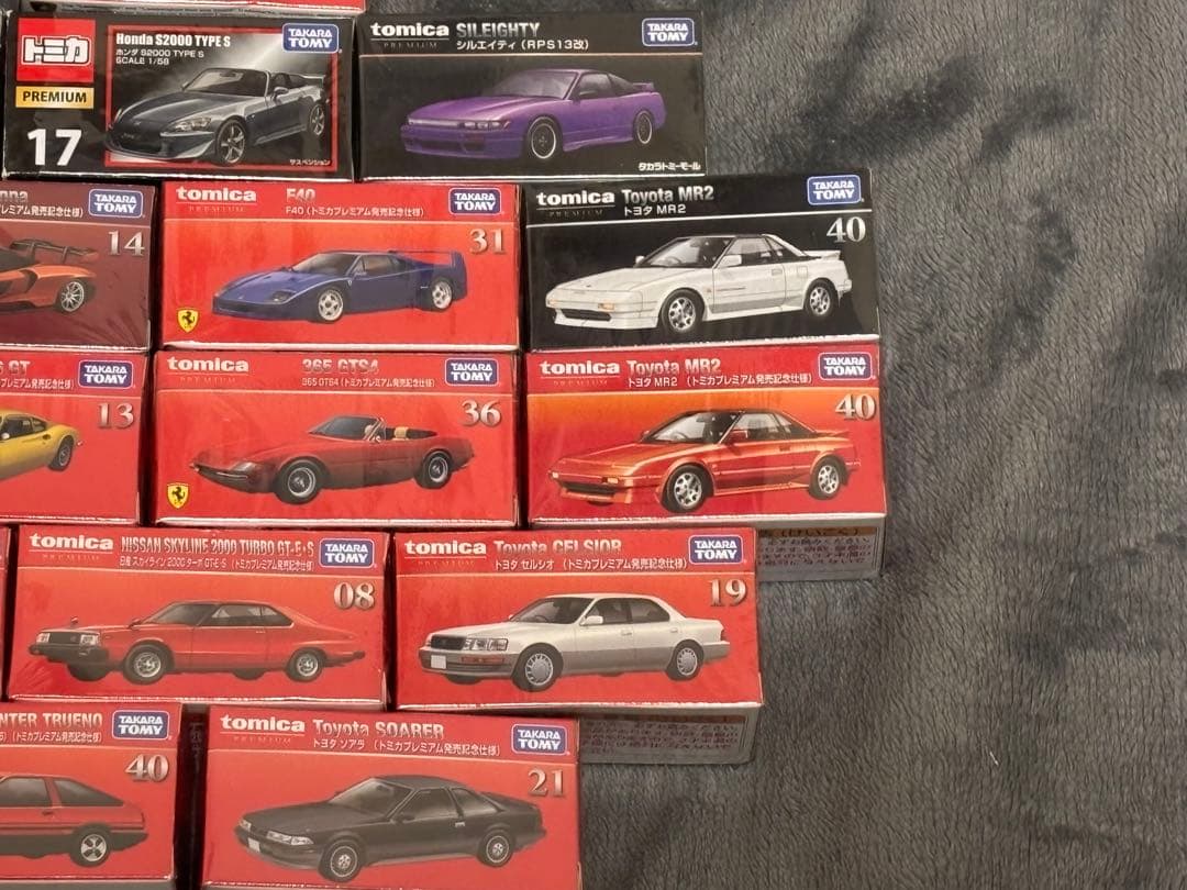 [新品未開封] トミカプレミアム 17台まとめ売り