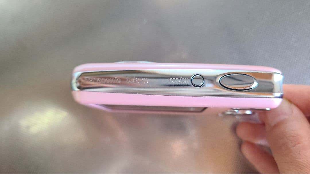 美品 Panasonic LUMIX DMC-S1　ピンク