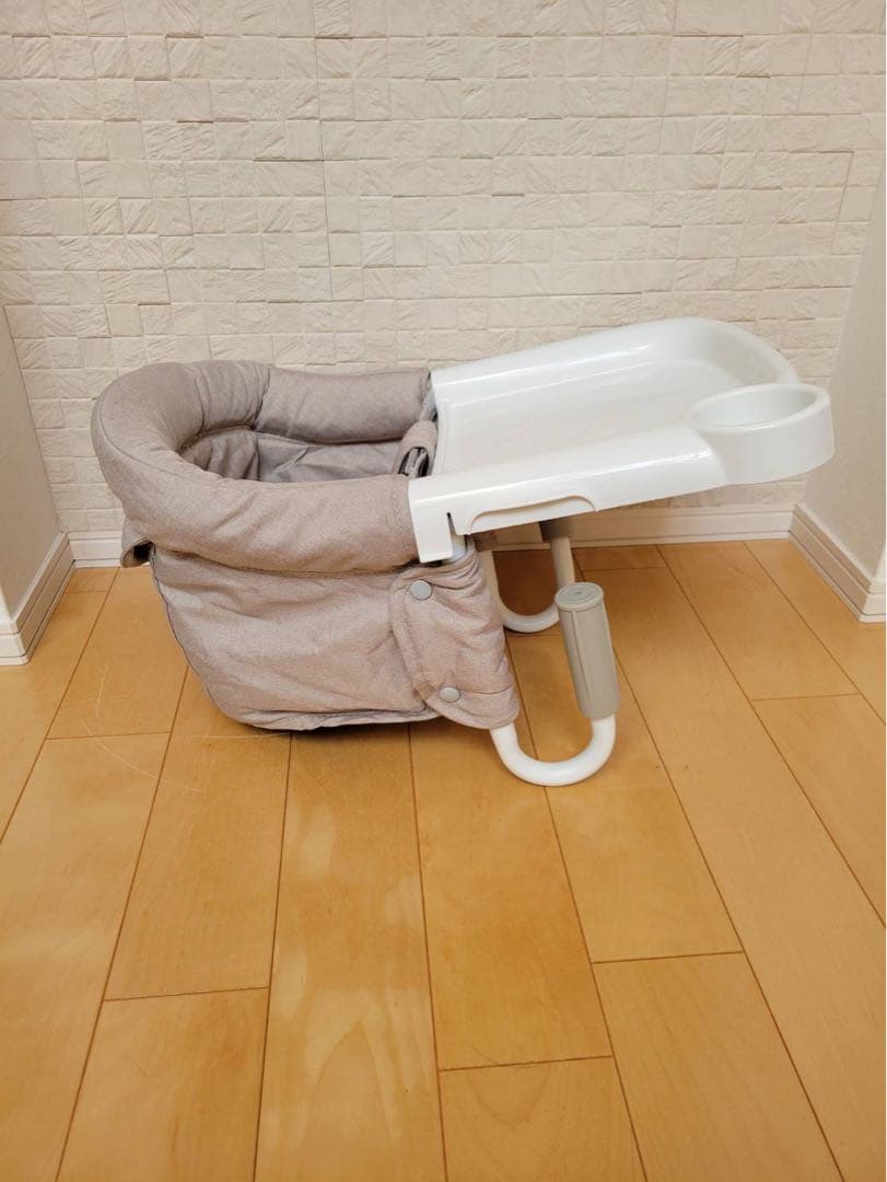 【専用カバー付】　Inglesina テーブルチェア Fast