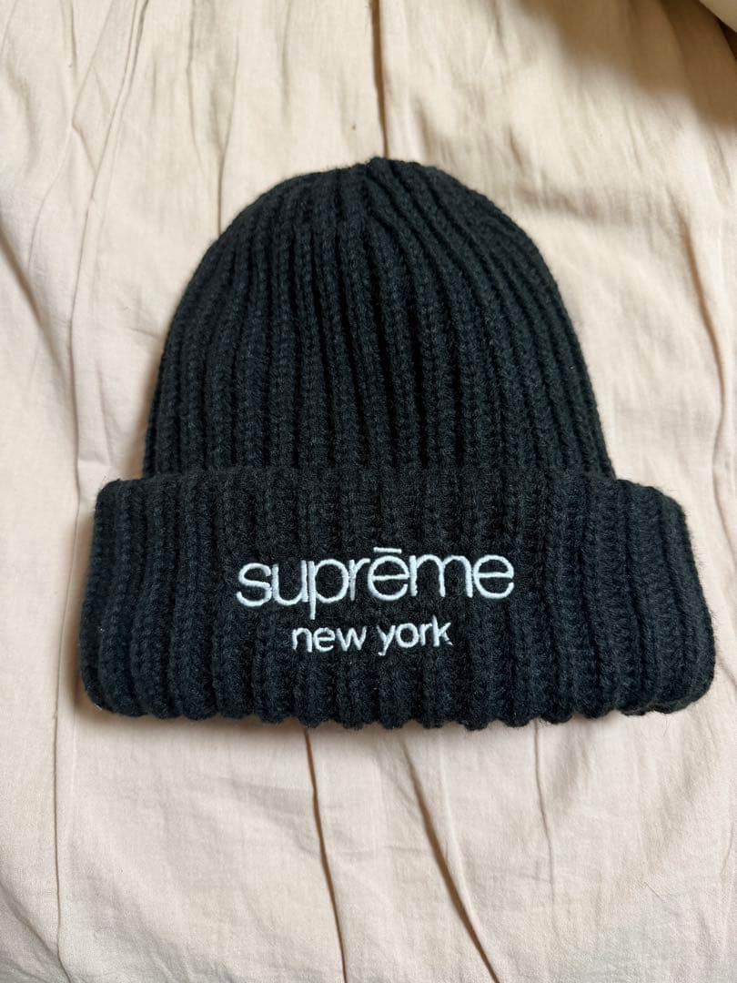 さ*お様 supreme ニット帽　シュプリーム　クラシックロゴ