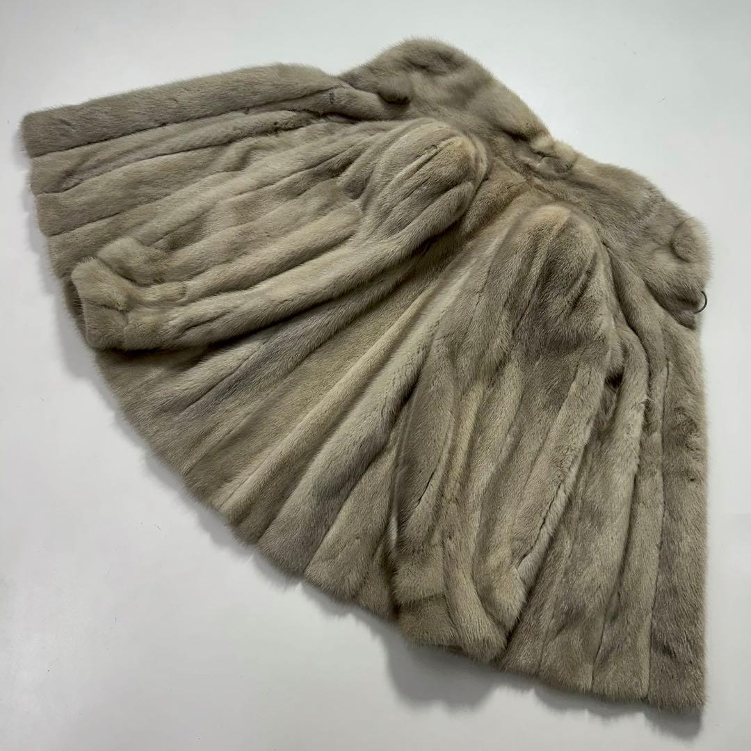 ボリューム◎丸襟　EMBA サファイアミンク ファーコート